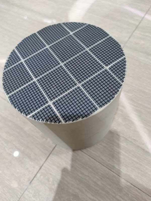 Cordierite Substrate Catalyzed Particulate Filter DPF In Diesel Engine